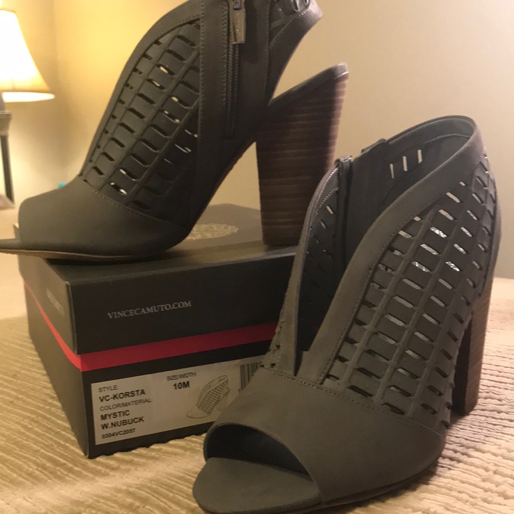 Vince Camuto